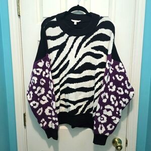 Zebra Print Black and White Sweater with Purple Accents Size 1X